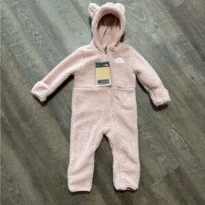 NWT North Face Pink Fleece Footie